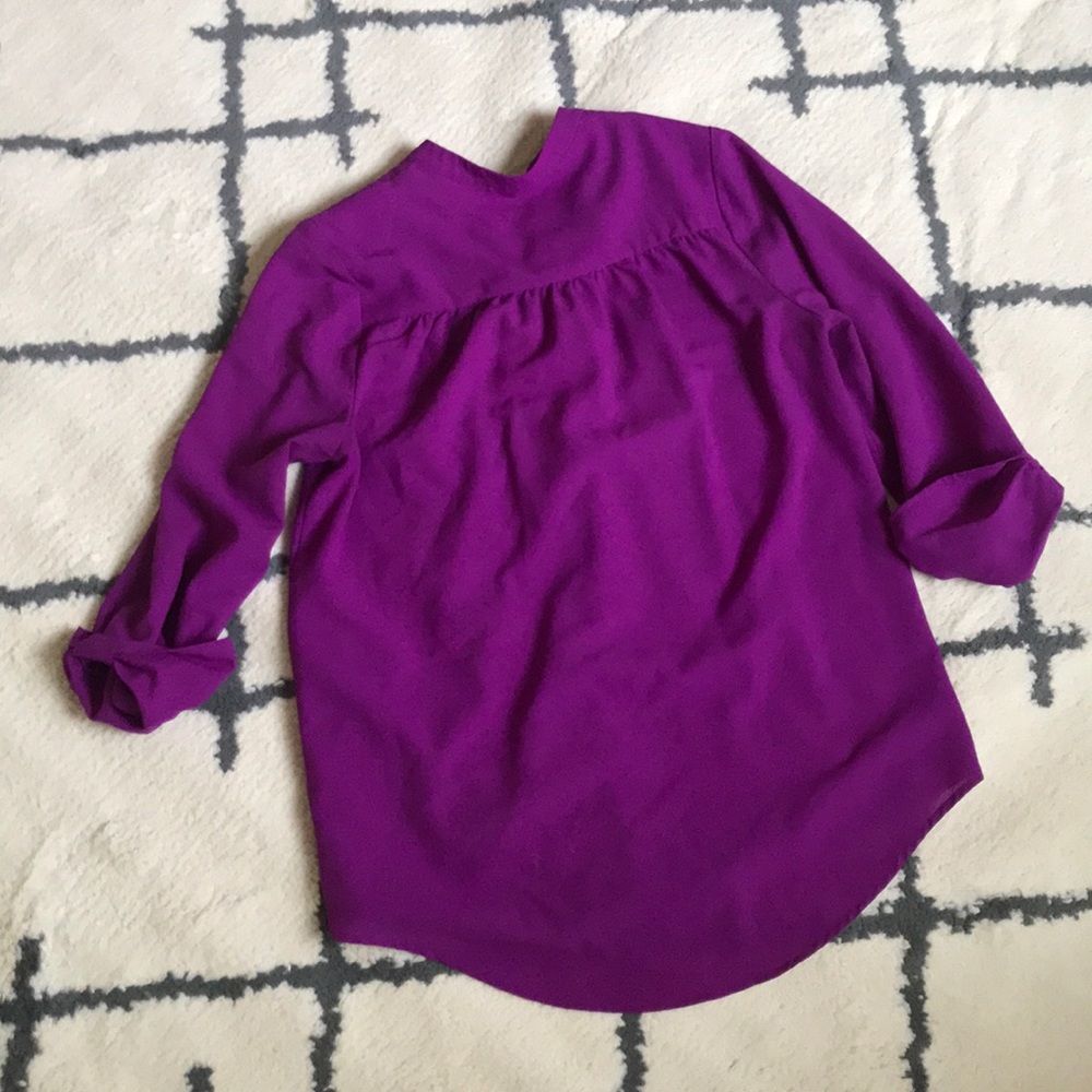 Blouse-light weight flowy - Picture 6 of 9